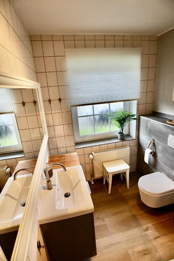 Nessmersiel, Renovierte Erdgeschosswohnung Mit Garten In Deichnaehe, Wallbox, Bettwaesche Inklusive Neßmersiel Extérieur photo
